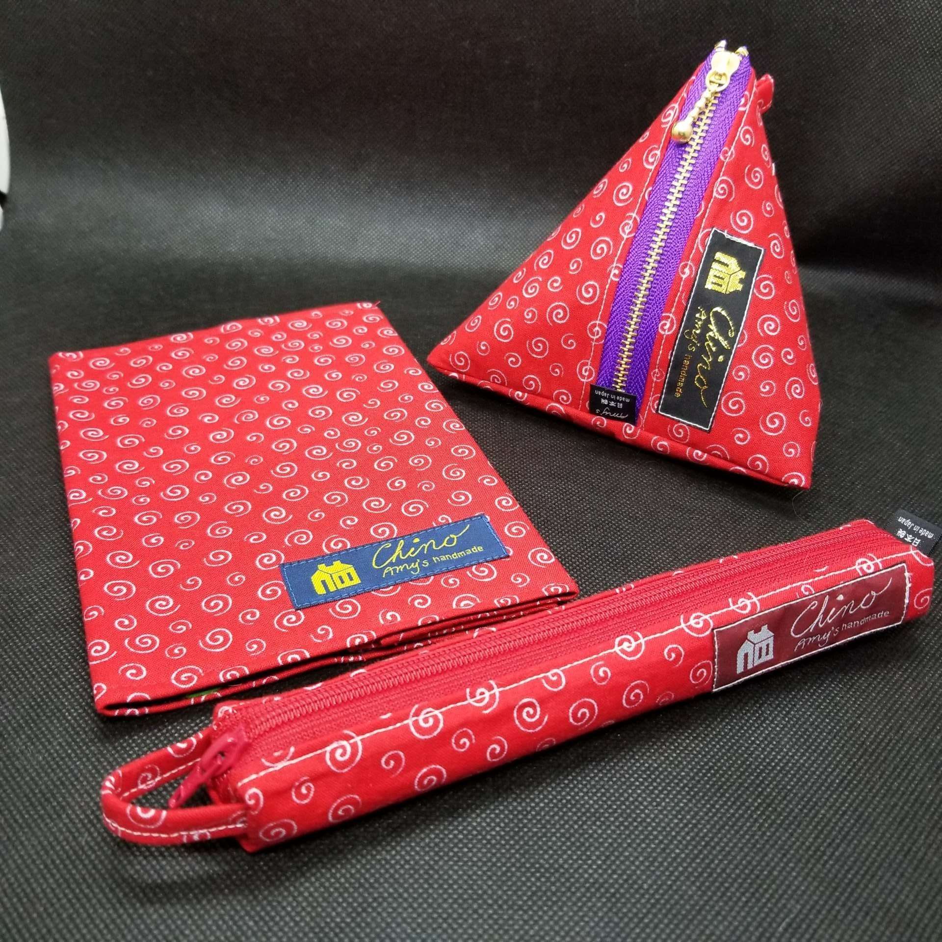 Mペンケース、ブックカバー、三角ポーチお揃い