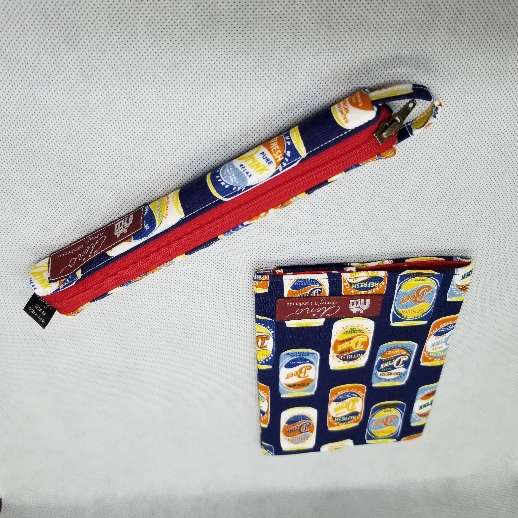 EEペンケース、ブックカバー