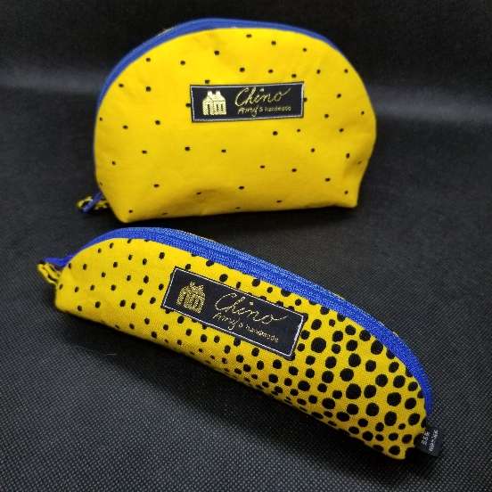 B 太っちょペンケースと楕円ポーチ